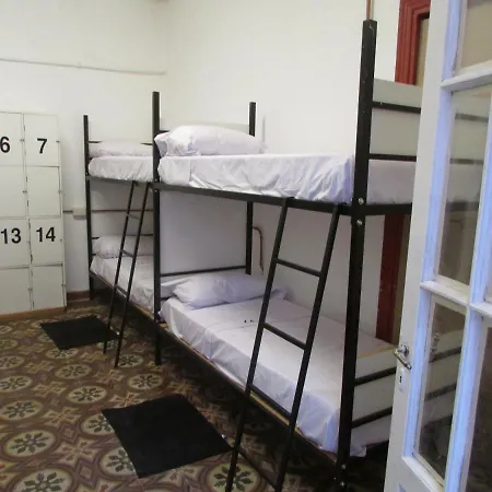 Casa Artigas Hostel-3
